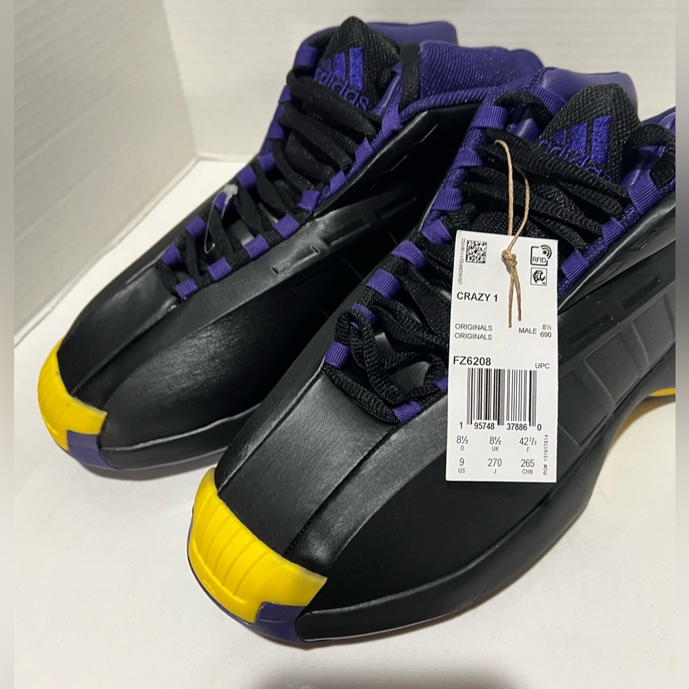 Adidas Crazy 1 "Lakers Away" basketball shoes in a black Men Size9